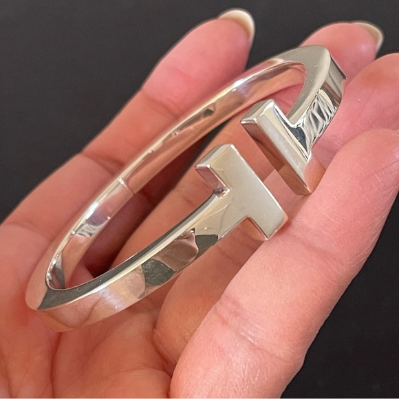 TIFFANY & Co. T Square Bracelet in Sterling Silver - Picture 5 of 9